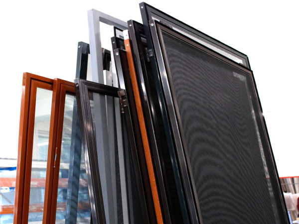 Sieťky na DVERE  - pántové - renolit 5