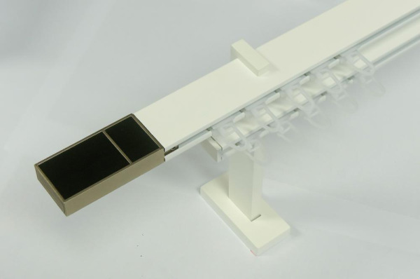 Garniže SQUARE LINE biela - dvojradové - BOSS čierna koža