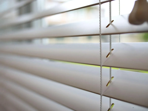 Drevené žalúzie 25mm 5